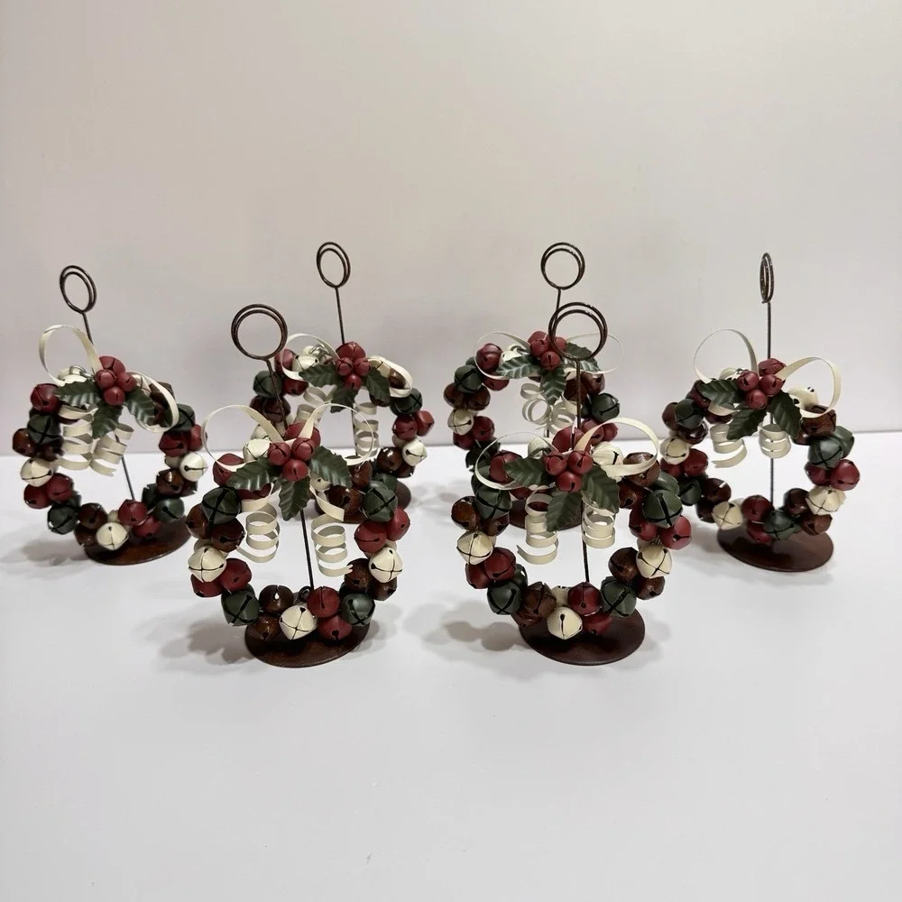 LOT 6 RED WREATH HOLLY BERRY PHOTO / PLACE CARD HOLDERS HOLIDAY THEMED CHRISTMAS